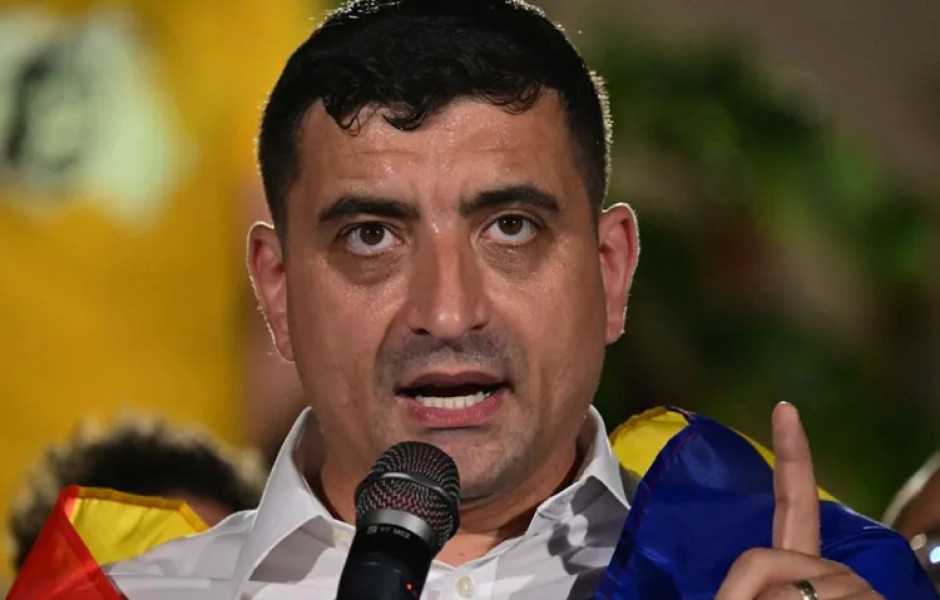 Aur își menține poziția dominantă în preferințele electorale din România