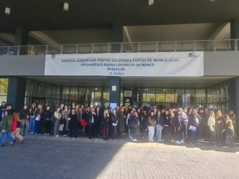 Peste 2000 de absolvenți au participat la Bursa Locurilor de Muncă de la Cluj