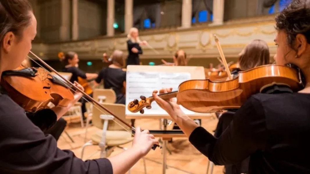 Orchestra Regală de Tineret a Filarmonicii „Transilvania” concertează la Cluj în cadrul Festivalului Toamna Muzicală