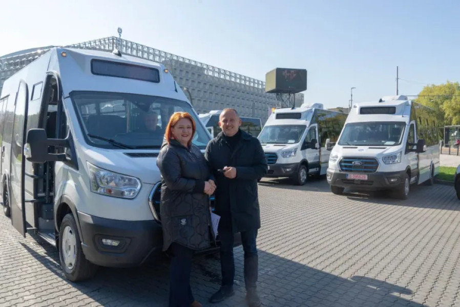 Apahida primește un microbuz școlar electric pentru transportul elevilor