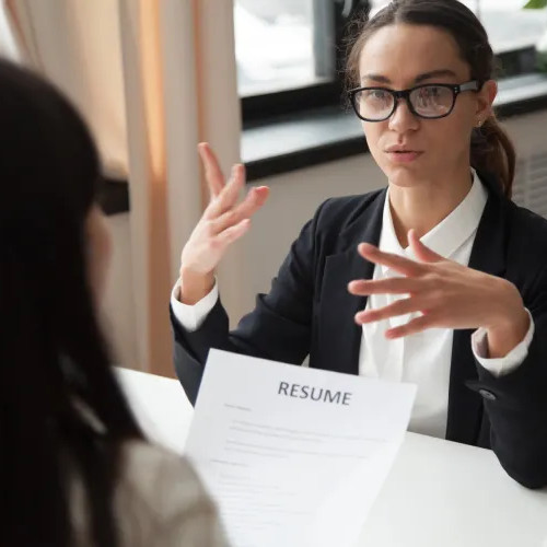 Majoritatea românilor vor să-și schimbe locul de muncă, dar fără un plan clar