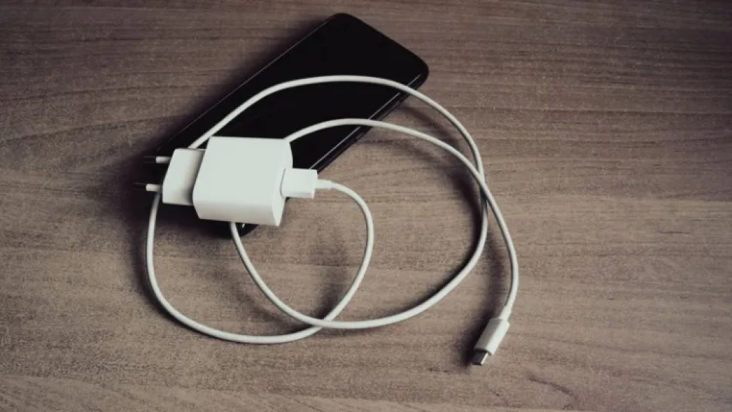 Toate încărcătoarele din UE vor avea port USB-C pentru a reduce deșeurile electronice