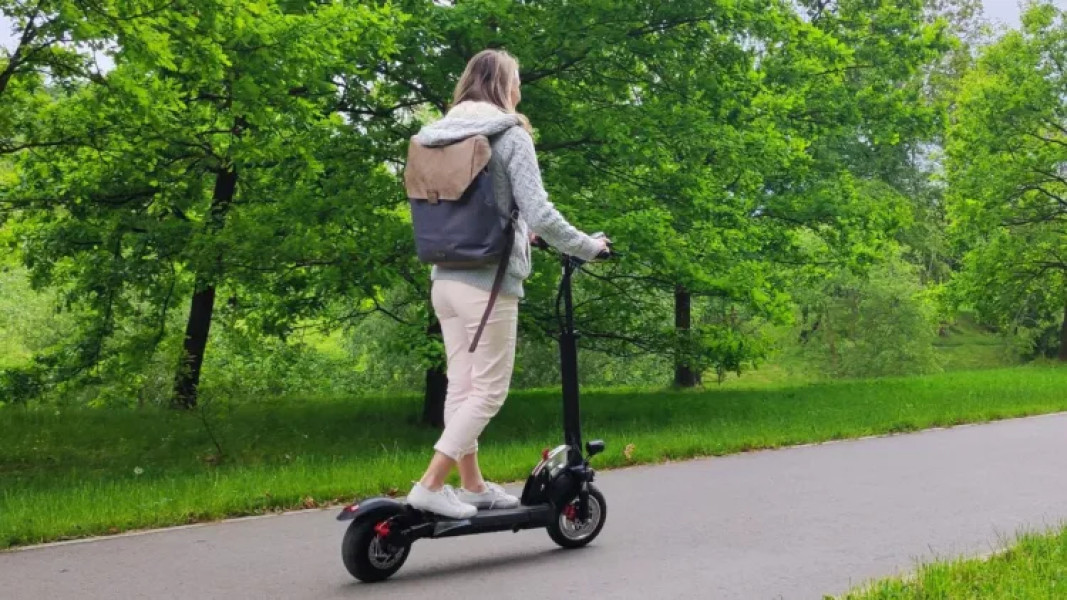 Parcul Aurel Vlaicu din Cluj devine periculos din cauza trotinetelor și bicicletelor electrice