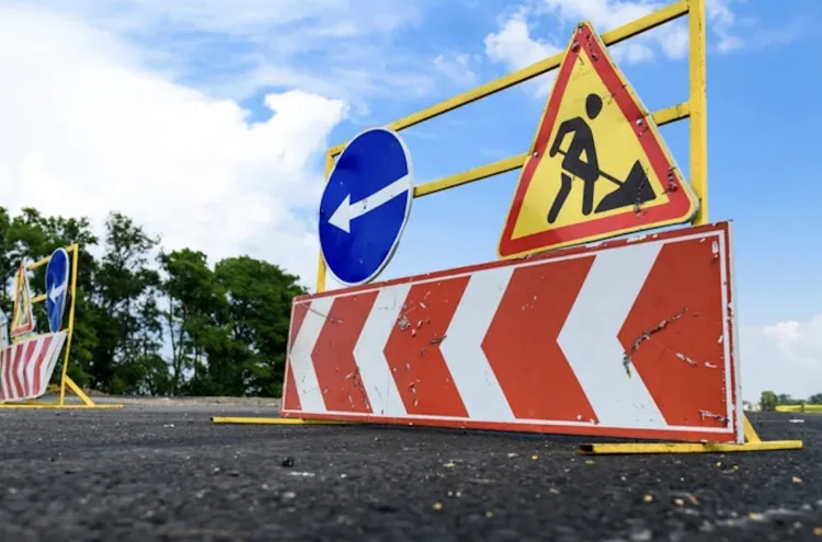 Restricții de trafic în satul Tăuți pentru lucrări la canalizare între 28 și 31 octombrie 2025