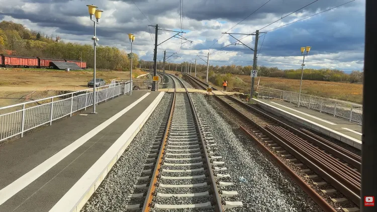 Un kilometru de cale ferată construit în opt ani în România