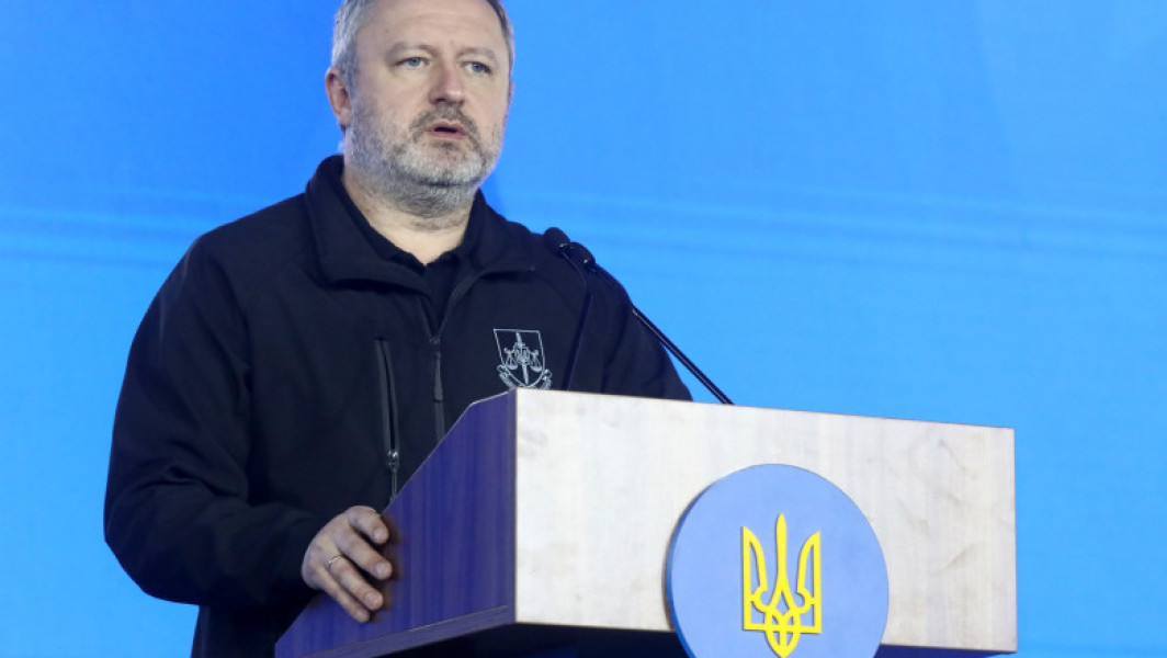 Ucraina identifică suspecți de crime de război și discută formarea unui tribunal internațional: Se pronunță deja condamnări și se prelungește activitatea Echipei Comune de Investigare.