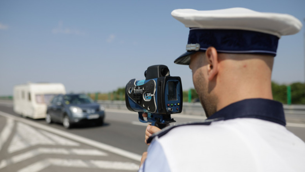 Schimbări în trafic: radarele trebuie semnalate, detectoarele permise - Senatul a adoptat propunere de modificare legislativă