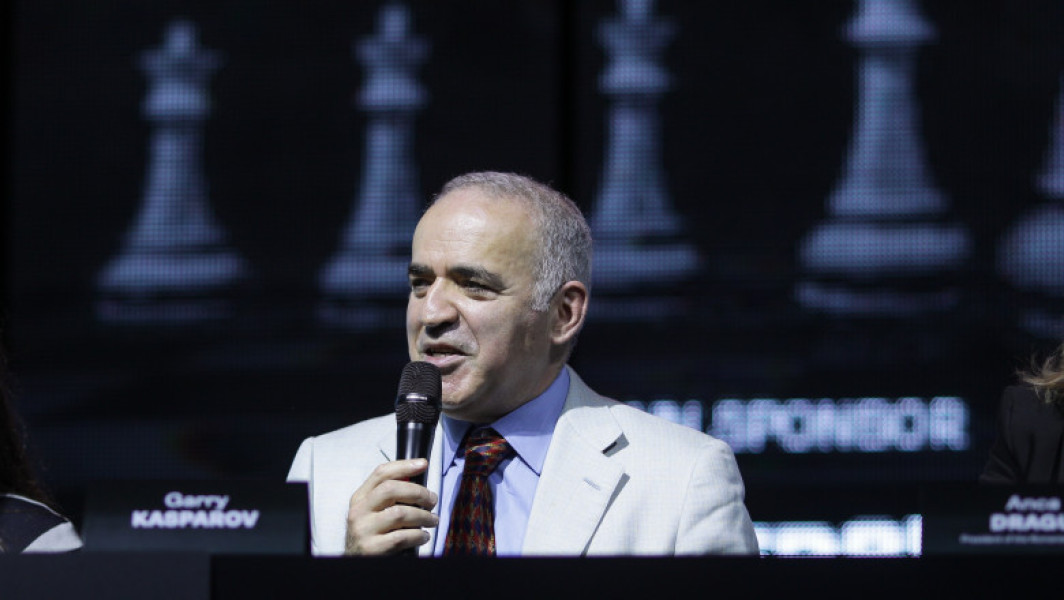 Garry Kasparov etichetat de Rusia drept "terorist şi extremist", în conflict cu preşedintele Putin