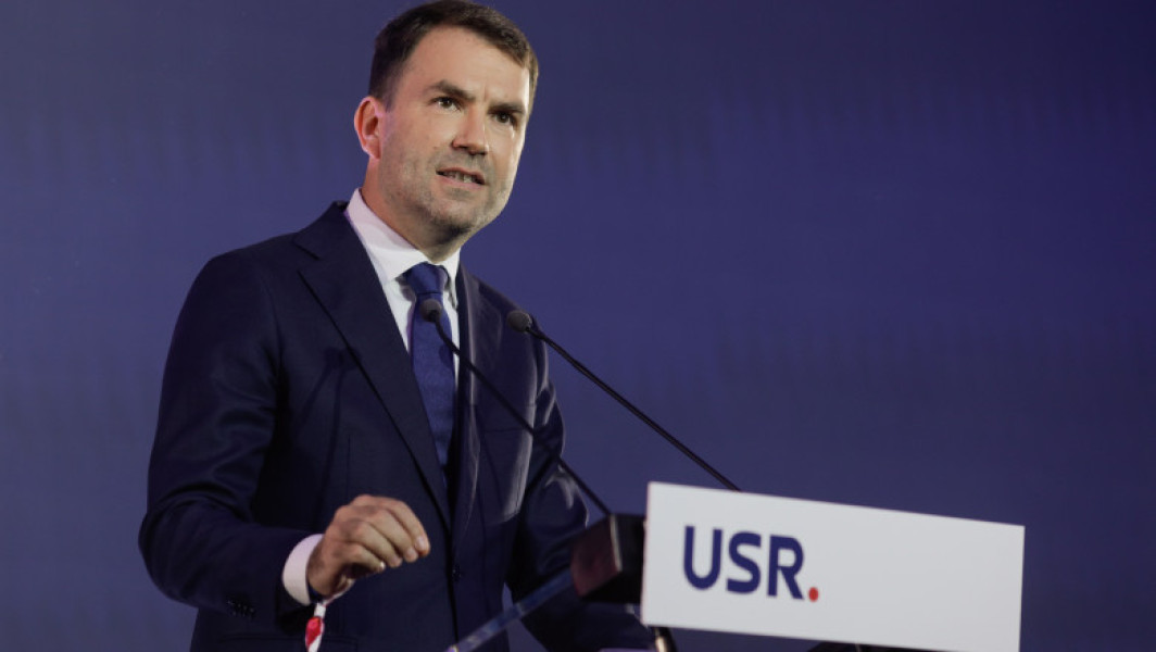 USR cere investigarea manipulării pieței de capital din cazul Roșia Montana că Onciaiul ș Canadian pentru bani. Răspunsul lui PSD ridică semne de întrebare.