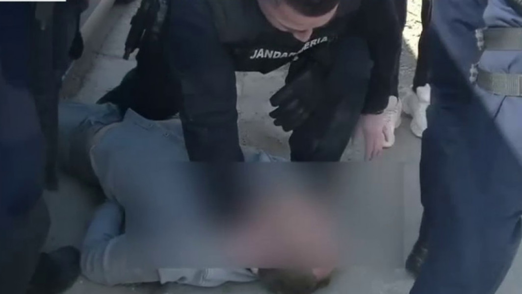 Jandarmii atacați de un bărbat în stare de ebrietate la Brăila, după ce au fost chemați pentru muzică prea tare