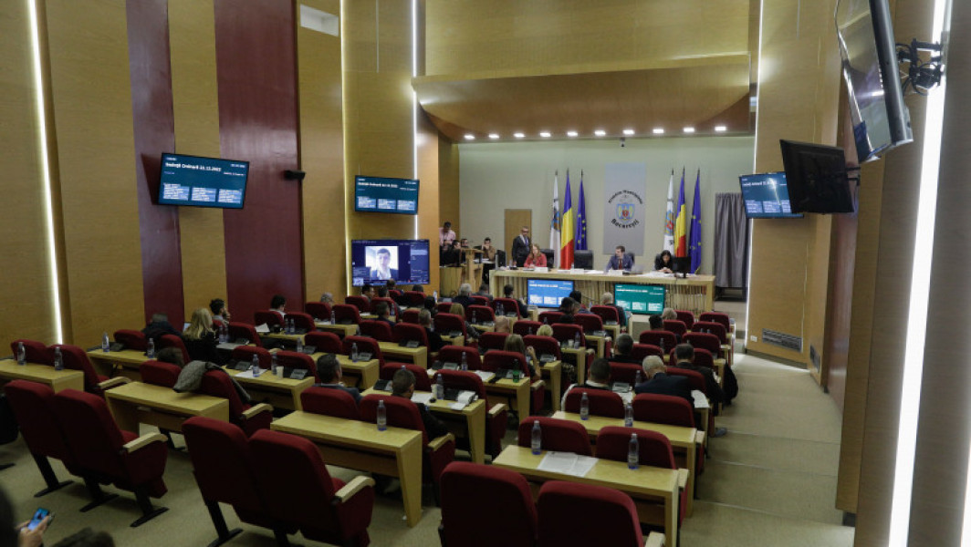 Nicușor Dan și partidele PNL, USR și PMP au dezbătut bugetul Capitalei. Bunuri și servicii urgente pentru capitală dorite până luni.
