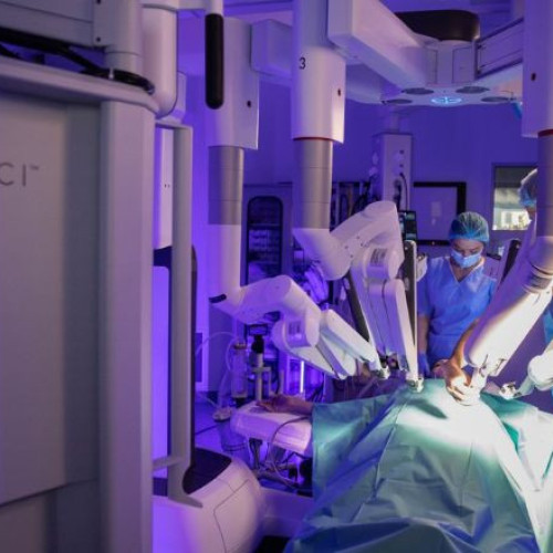 Tehnologia robotică, opțiunea preferată de tot mai mulți români în tratamentul chirurgical