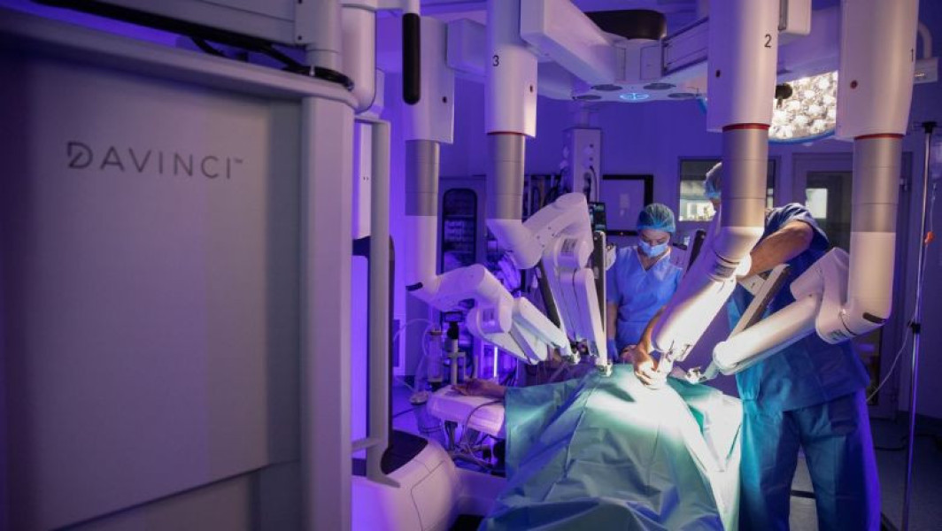Tehnologia robotică, opțiunea preferată de tot mai mulți români în tratamentul chirurgical