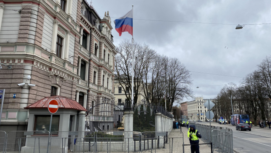 Diplomatul rus care a fost expulzat din Letonia pe motiv de incitare la ură și discreditare a statului