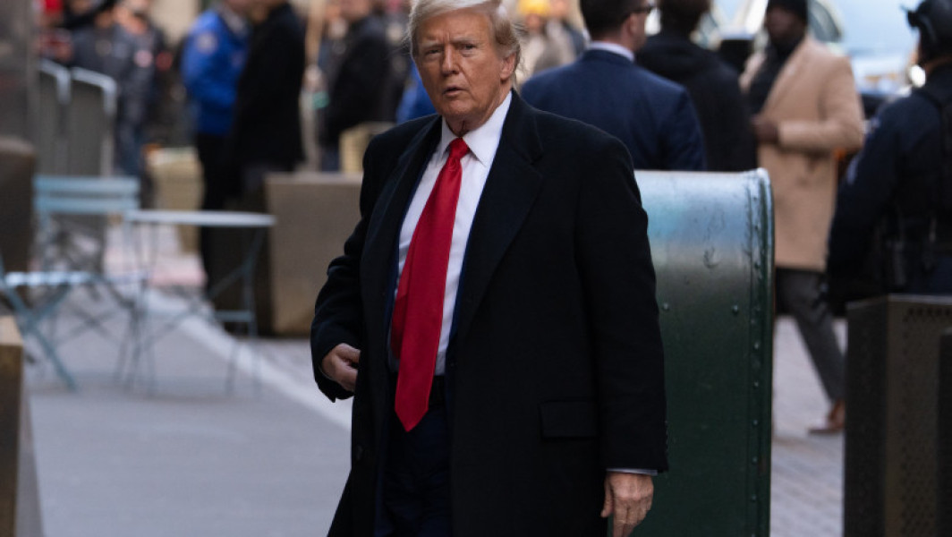 Donald Trump cerșește bani de la susținători pentru campania sa electorală