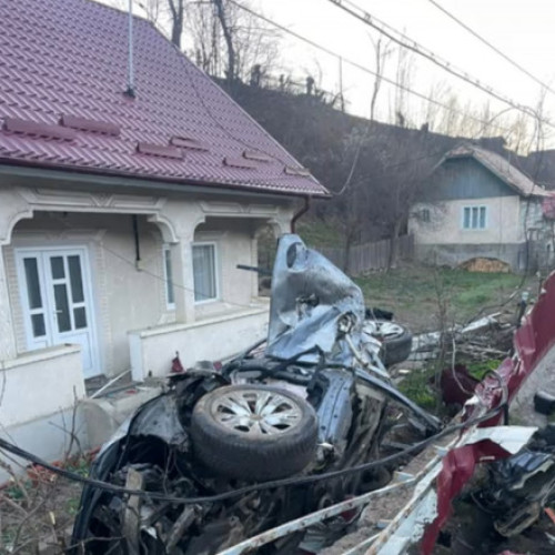 Tragedie în Neamț: 3 tineri au pierit și 4 au fost răniți după o coliziune gravă între două mașini în timpul nopții