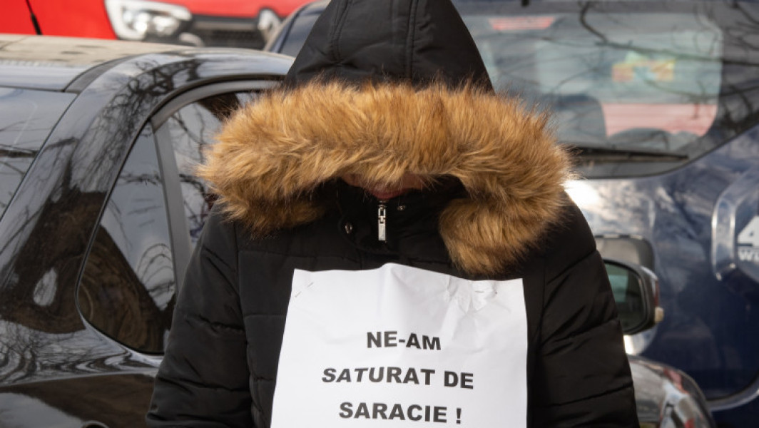 Scrisoarea unui poștaș care are un salariu de 2.100 de lei: "Nicule, Marcele, vă pasă? Ne-a ajuns cuţitul la os"