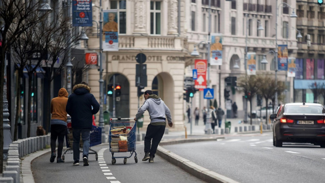 Primarul Nicușor Dan anunță: Calea Victoriei devine pietonală în weekend!