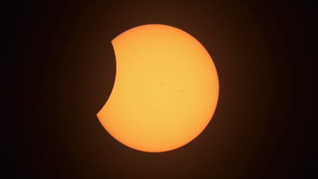 Patru piloți NASA vor urmări eclipsa din avioane specializate de la înălțimea de 15.000 de metri pe data de 8 aprilie.