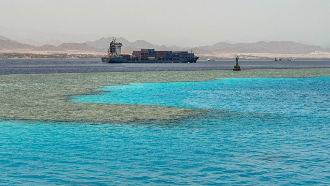 Rebelii Houthi atacă nave britanice, americane şi israeliene în Marea Roşie şi Golful Aden