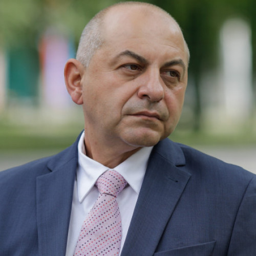 Cătălin Cîrstoiu, candidatul PSD-PNL, este acuzat de incompatibilitate în urma investigației jurnaliștilor Hotnews