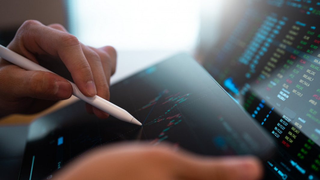 Un economist FMI evaluează riscul de recesiune a economiei mondiale ca fiind "minim"