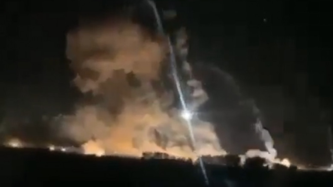 Explozii la baza militară în Irak în apropiere de Bagdad - Israel şi SUA neagă implicarea