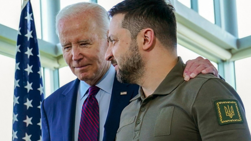 UPDATE: Title is: "Președintele SUA Joe Biden l-a asigurat pe omologul său ucrainean Volodomir Zelenski că va trimite noi ajutoare militare importante Ucrainei