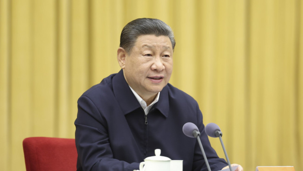 Dictatorul chinez, Xi Jinping, se întâlnește cu Macron și Von der Leyen înainte de vizitele în Serbia și Ungaria