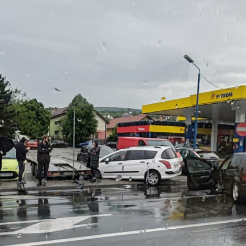 Accident la Calea Baciului din Cluj-Napoca: al doilea în doar câteva minute, trafic îngreunat și avertizare de circulație dificilă! - FOTO