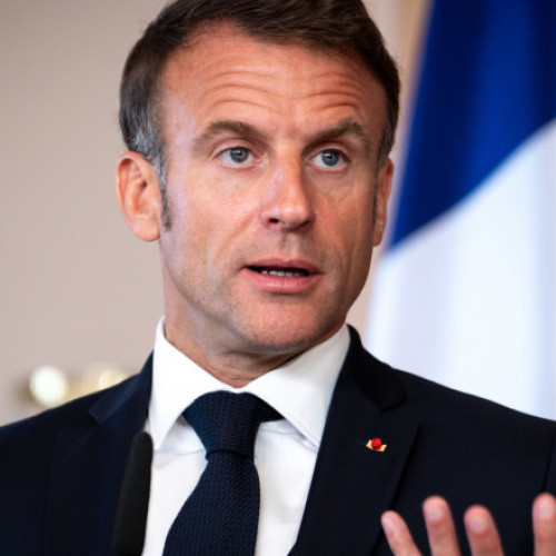 Emmanuel Macron: Trebuie să permitem Ucrainei să atace cu arme occidentale baze militare în Rusia