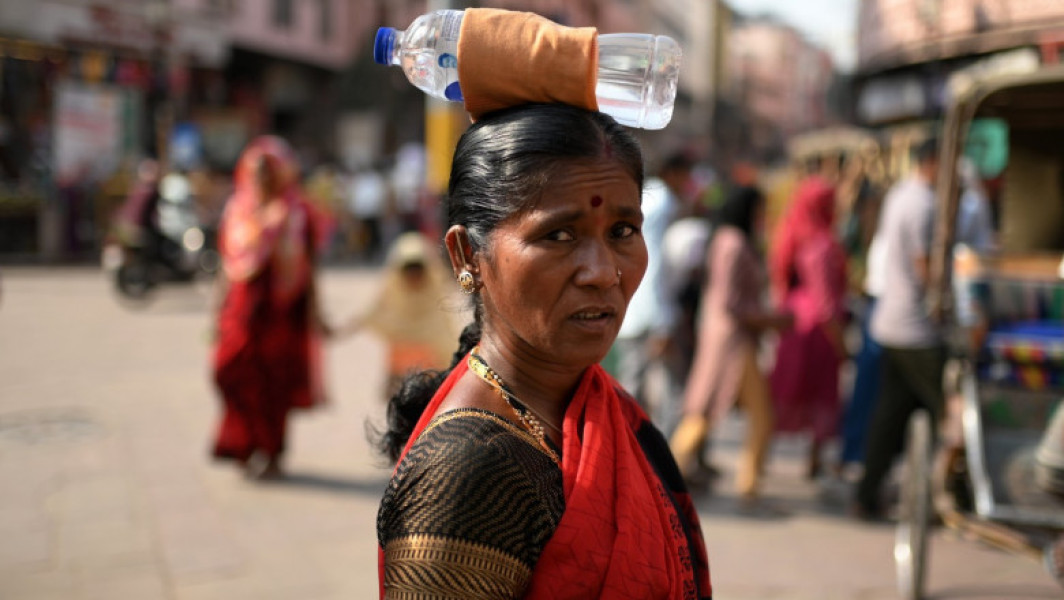 Galerie Foto 52,3 grade în India. Copiii au leșinat la școală, șoferii și-au ars mâinile pe volan. Morga din Jaipur e depășită de victimele căldurii