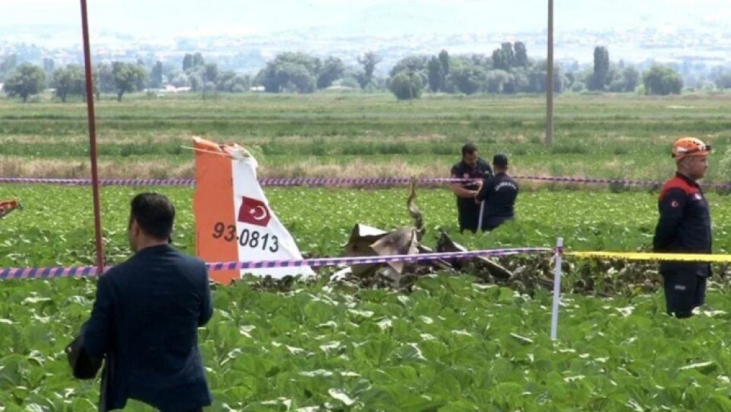Doi piloți militari decedați în Turcia: Avion prăbușit și în flăcări