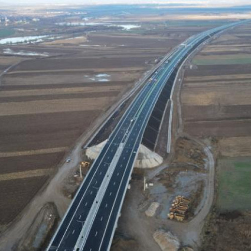 Noi restricții de circulație pe Autostrada A3 Turda - Târgu Mureș! Șoferii trebuie să conducă cu viteză redusă