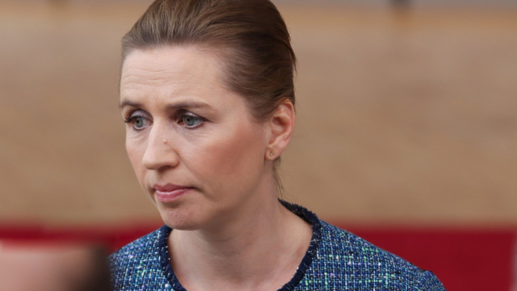 Prim-ministrul Danemarcei, atacată pe stradă la Copenhaga