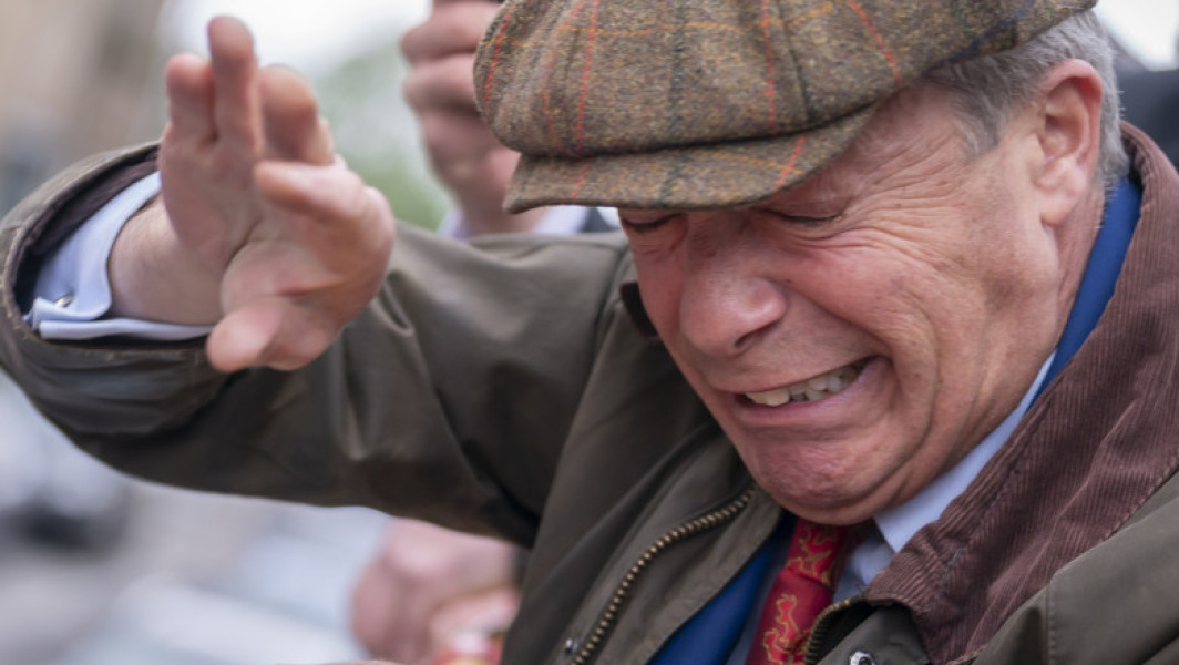 Nigel Farage, atacat în timpul campaniei electorale