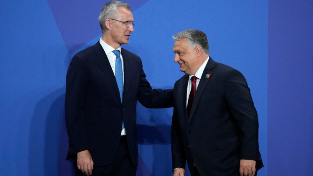 Jens Stoltenberg încearcă să obțină sprijinul Ungariei pentru ajutorul NATO către Ucraina