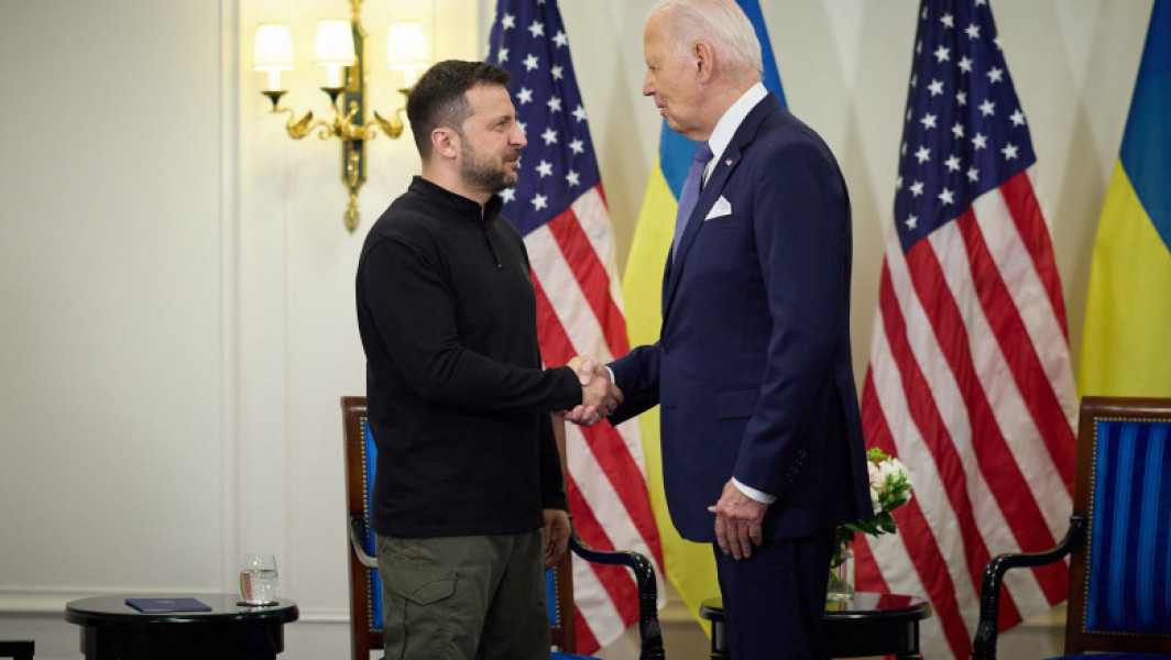 Biden și Zelenski au semnat un acord de apărare