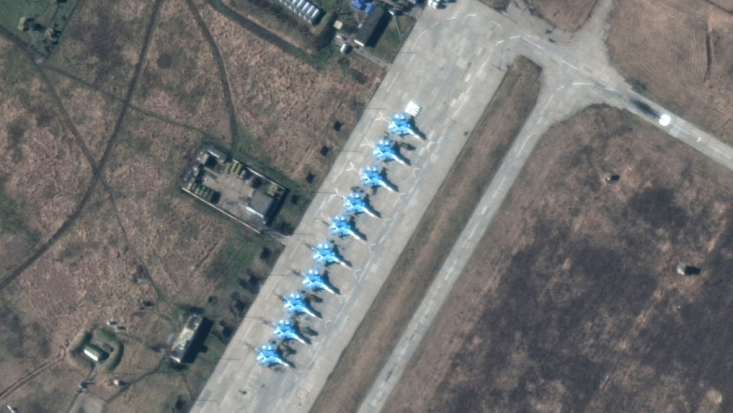 Armata ucraineană atacă baza aeriană din Morozovsk