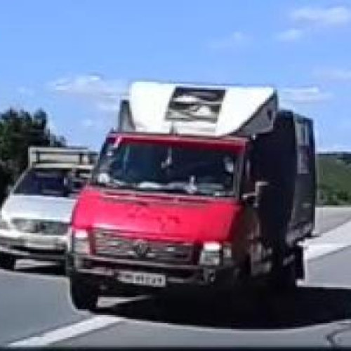 Șofer de marfă a pus în pericol viața altor participanți la trafic pe centura Clujului