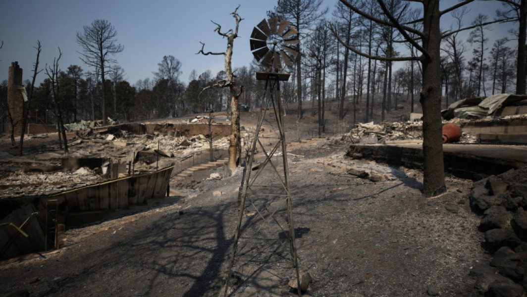 Incendii de vegetație devastatoare în sudul statului New Mexico: Doi oameni și-au pierdut viața