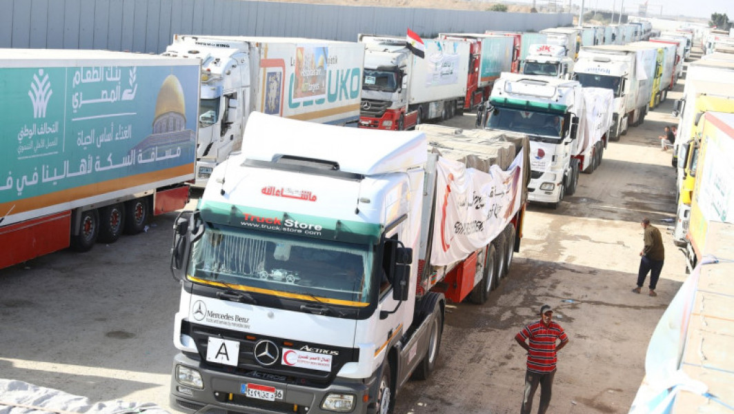 Convoiurile cu ajutoare umanitare din Gaza, atacate de contrabandiști de țigări