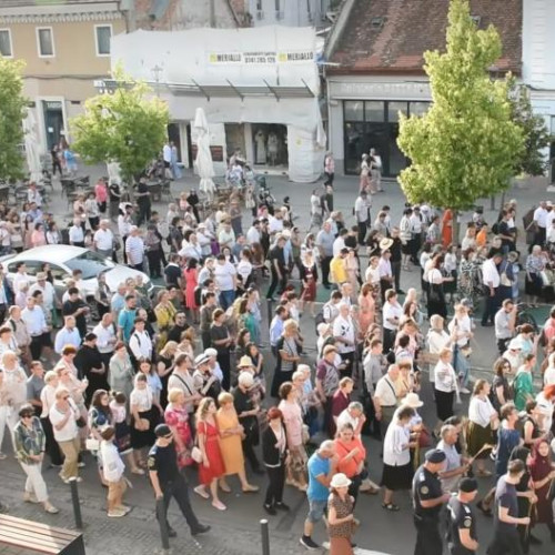 Mii de credincioși au participat la Procesiunea de Rusalii din Cluj-Napoca