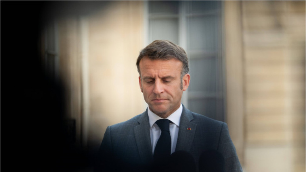 Macron avertizează asupra riscului unui "război civil" în Franța