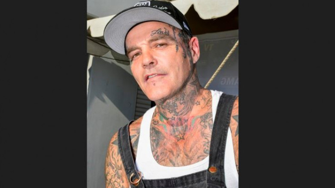 Shifty Shellshock, liderul trupei Crazy Town, a murit la 49 de ani