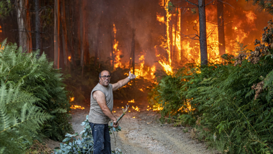 Schimbările climatice alimentează incendii mai frecvente și mai intense în Europa