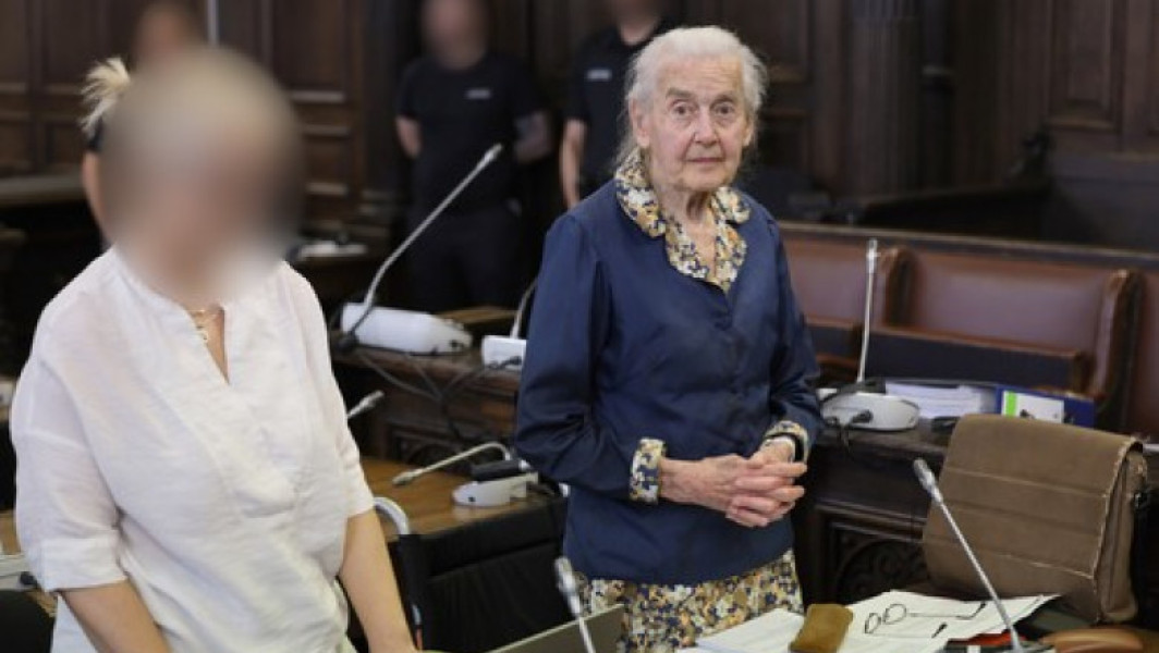 O femeie de 95 de ani, condamnată pentru negarea Holocaustului