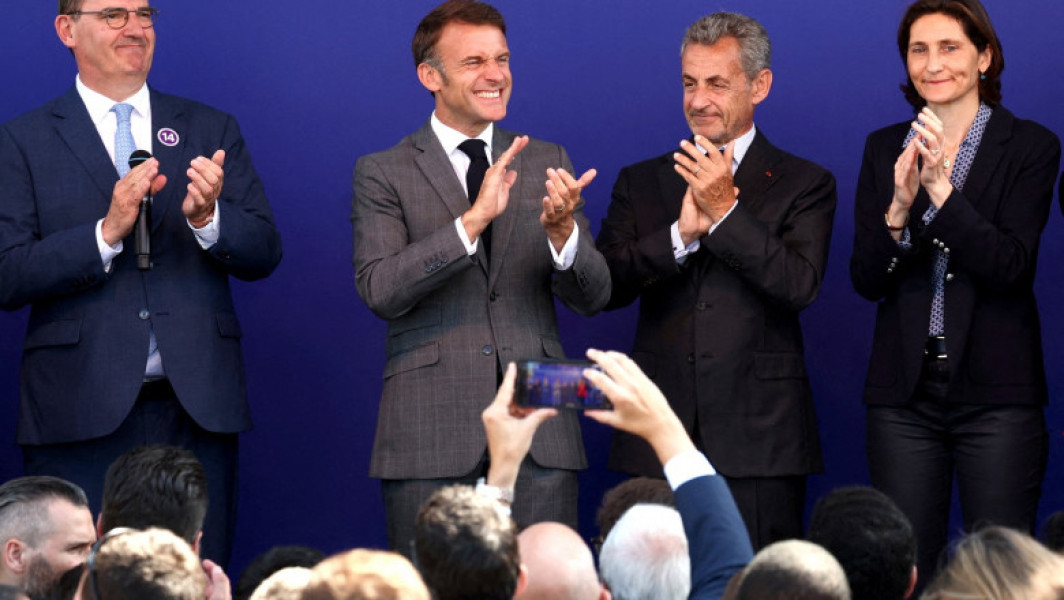 Emmanuel Macron criticat de Anne Hidalgo pentru programarea alegerilor anticipate