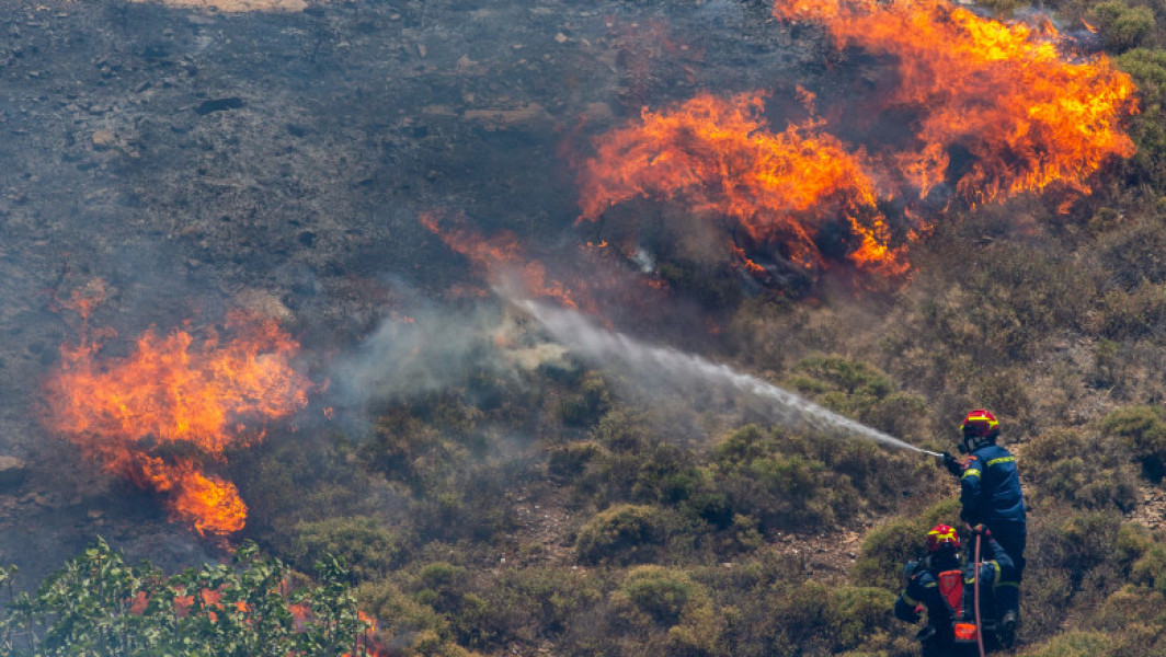 Grecia se confruntă cu o vară periculoasă din cauza incendiilor de vegetație, avertizează premierul Kyriakos Mitsotakis