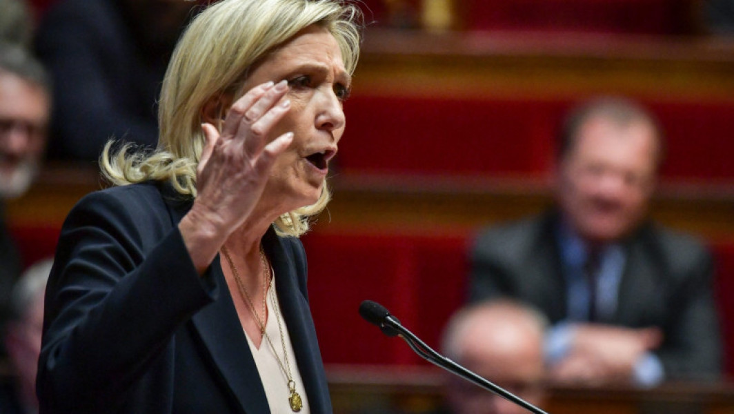 Marine Le Pen îl acuză pe Emmanuel Macron de "lovitura de stat administrativă"